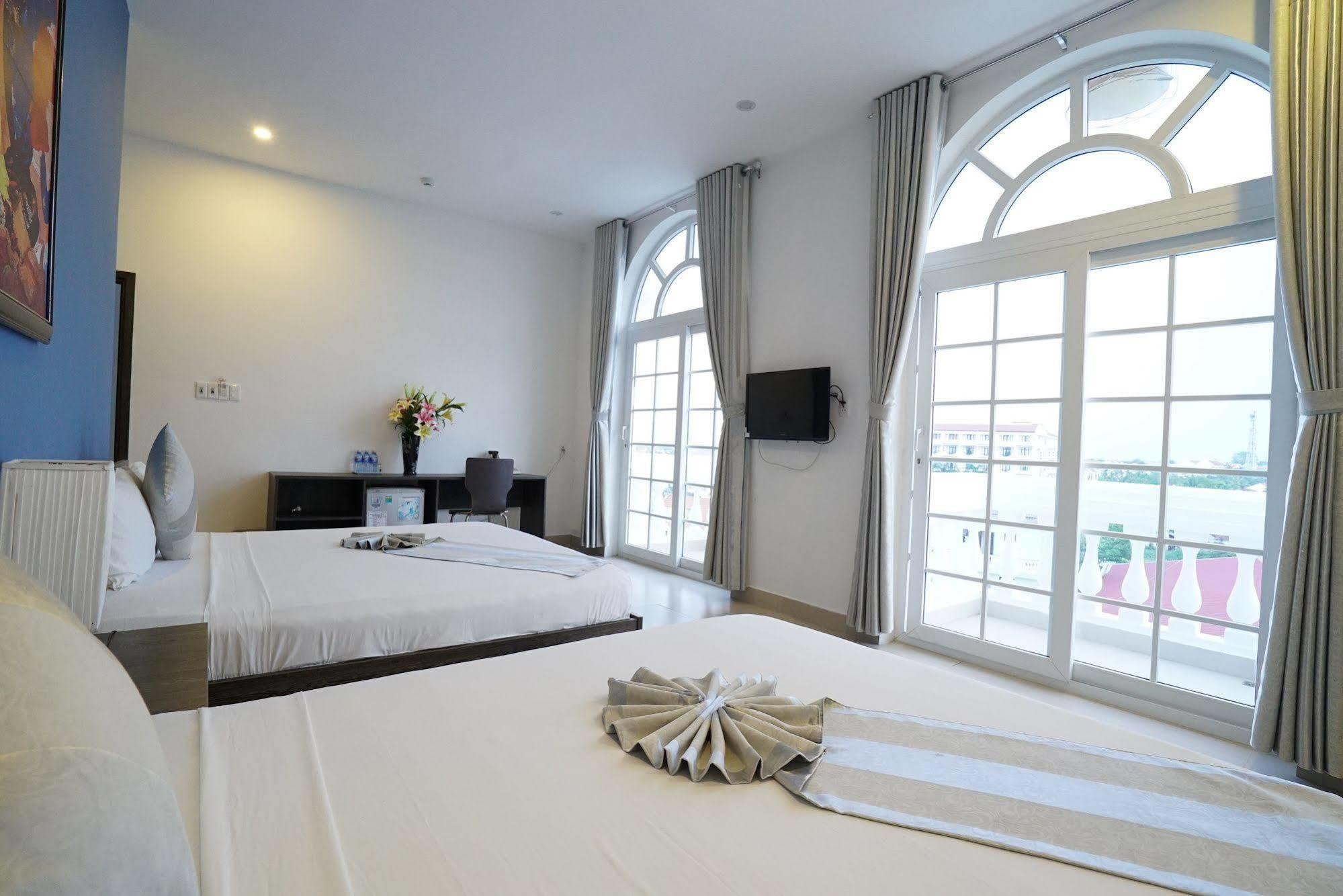 Golden Sunset Hotel Hoi An Bagian luar foto