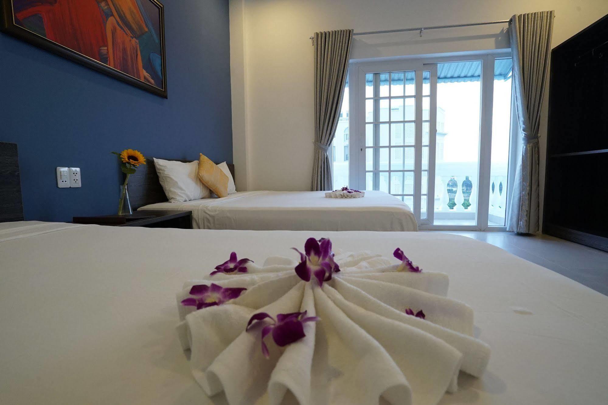 Golden Sunset Hotel Hoi An Bagian luar foto